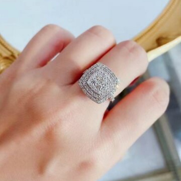 New 925 Sterling silver diamond luxury ring - Picture 5 of 7